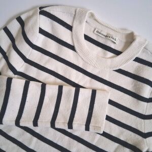 Abercrombie & Fitch Kids Big Girls Sweater XS White Black Stripes Viscose